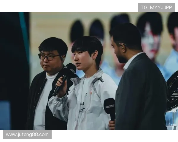 《2025全球电竞大赛即将开幕 各大战队争夺冠军宝座》